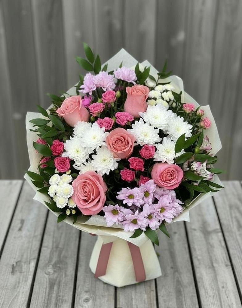 Букет цветов из: Альстромерии, Гвоздики, Розы и Хризантемы в Большегривском