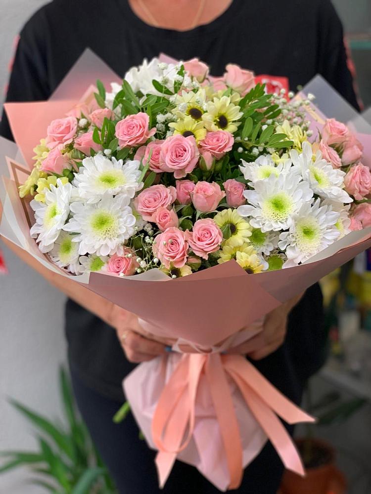 Букет цветов из: Розы и Хризантемы в Большегривском
