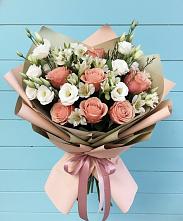 Букет цветов из:  Розы, Альстромерии и Лизиантусы в Большегривском