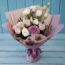 Букет цветов из:  Розы и Лизиантусы в Большегривском