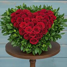 Цветочная композиция из Розы в виде сердца в Большегривском