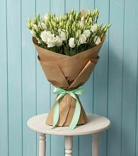 Букет цветов из:  Лизиантусы в Большегривском