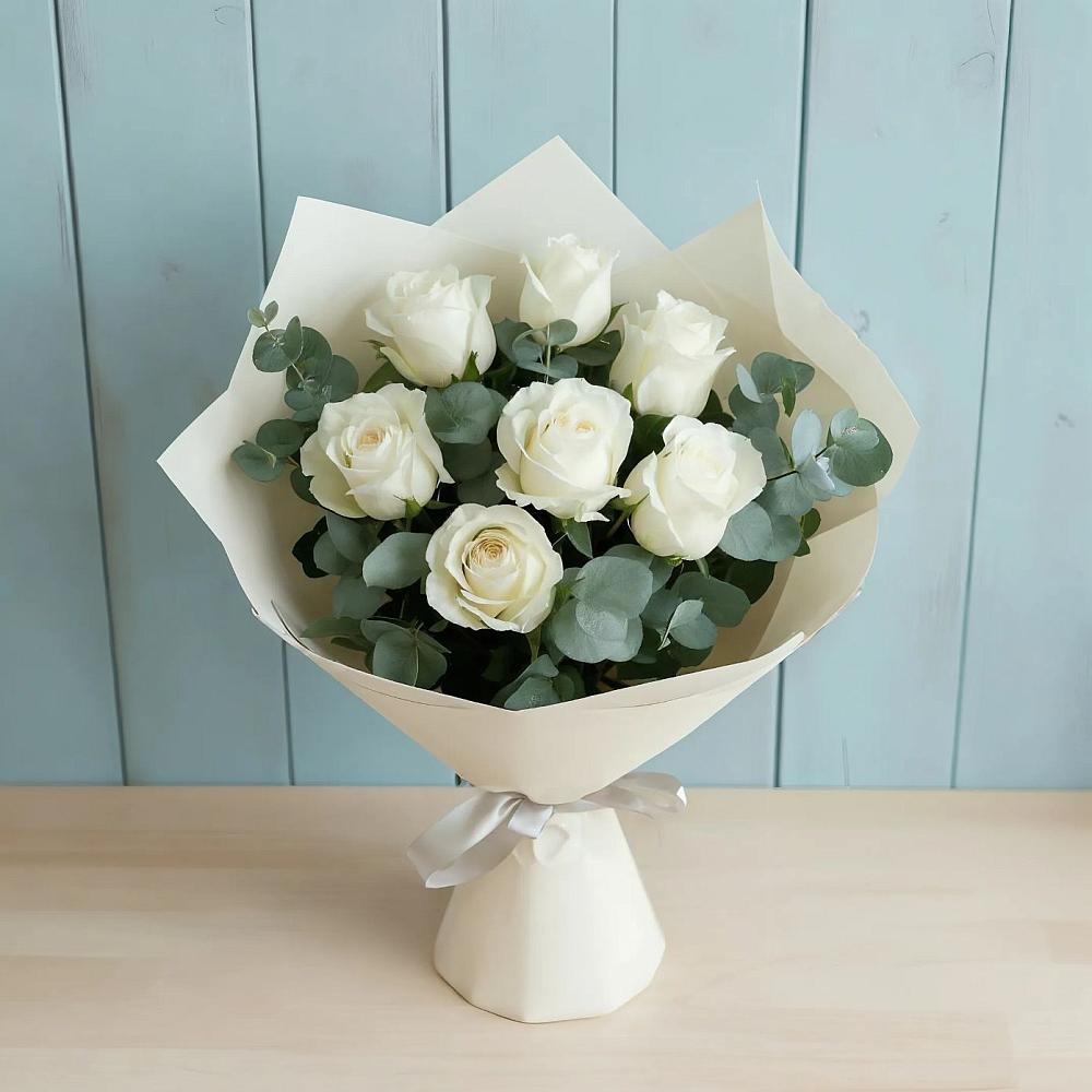 Букет Белые розы в Эвкалипте в Большегривском