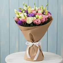 Букет цветов из:  Лизиантусы в Большегривском