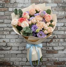 Букет цветов из:  Розы, Лизиантусы и Гвоздики #REPLACE_PRED# Большегривском